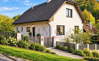 IMG real ponúka na predaj rodinný dom v Hodruši Hámroch