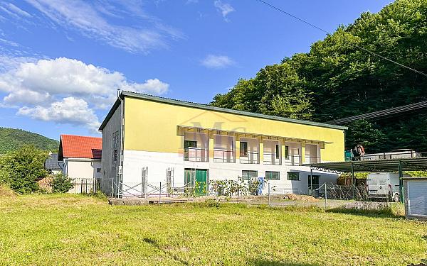 Polyfunkčný objekt v obci Hodruša - Hámre (Žarnovica)