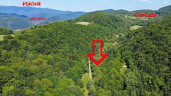 Pozemok na samote v obci Hrabičov (Žarnovica)