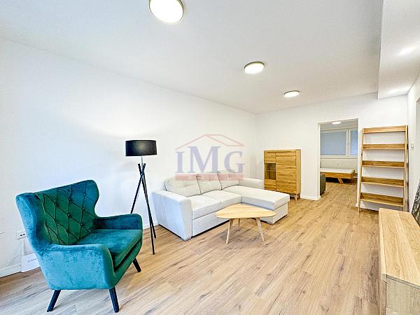 Štýlový 2 izbový byt (apartmán) v meste Kremnica.